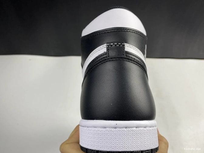 White (2014) 555088-010 Black Retro Air 1 Jordan 0806